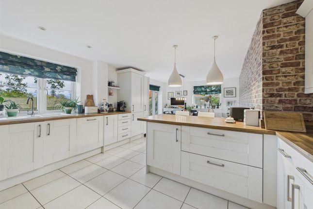 Acorn House, 3 Beckford Grove, Upton-Upon-Severn photo 2