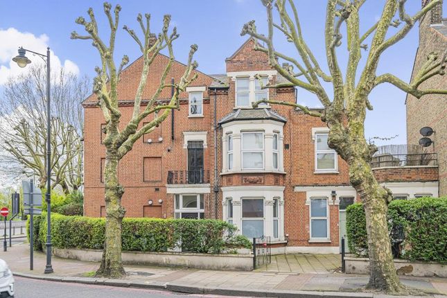 Thumbnail Flat to rent in Wandsworth Common West Side, London