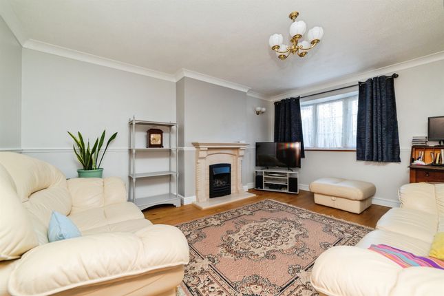 246, York Road, Stevenage photo 3