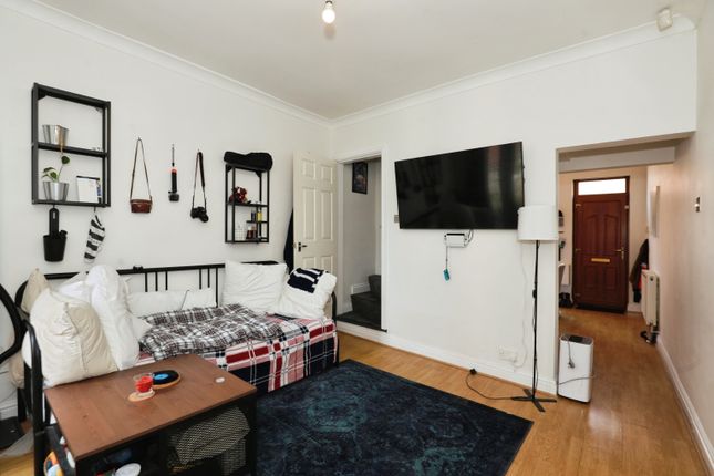 27, North Street, Newcastle photo 2