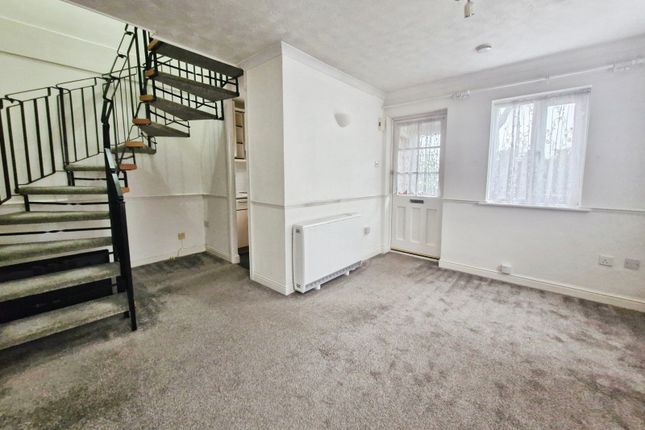 4, Curlew Drive, Fareham photo 3