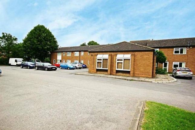 Flat for sale in St. Lukes Court, Willerby, Hull