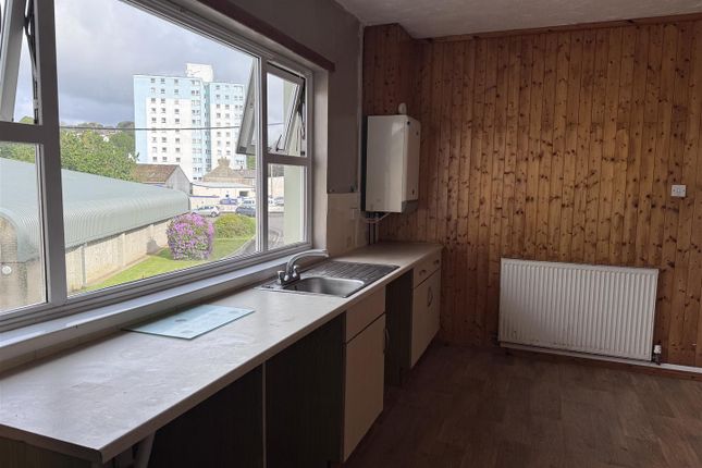 82, Moorland Road, St. Austell photo 4