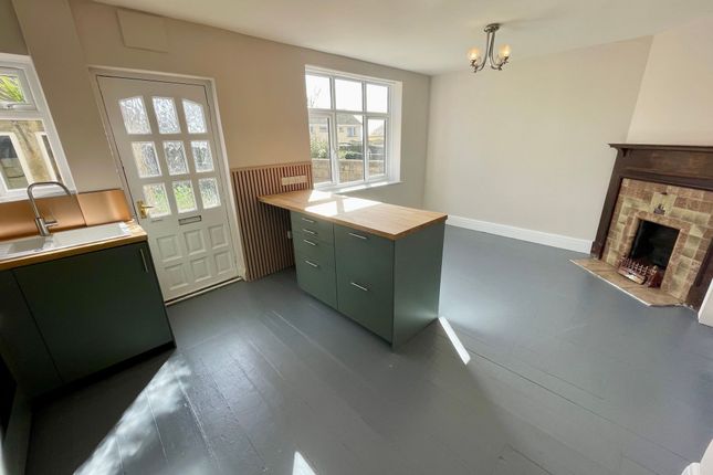 13 Cedar Court Road, Torquay photo 3