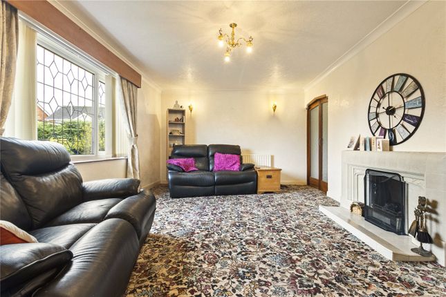 2, Edinburgh Drive, Grimsby photo 3