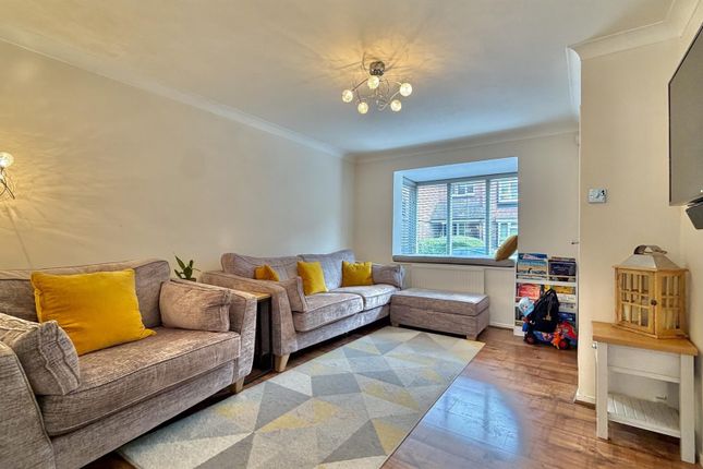 6, Kirkham Road, London photo 2