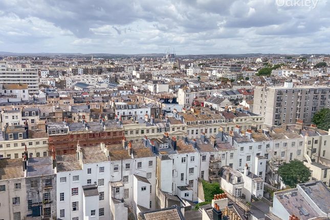 Flat for sale in Bedford Towers, Kings Road, Brighton