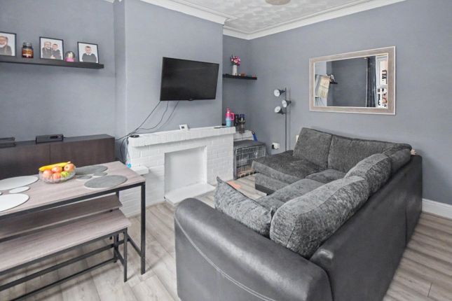 23, Cecil Grove, West Yorkshire photo 4