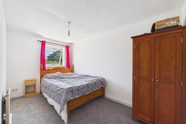 Glen Cottage, 9, Trevarrack Road, Penzance photo 4