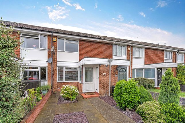 Thumbnail Terraced house for sale in Browning Close, Hampton
