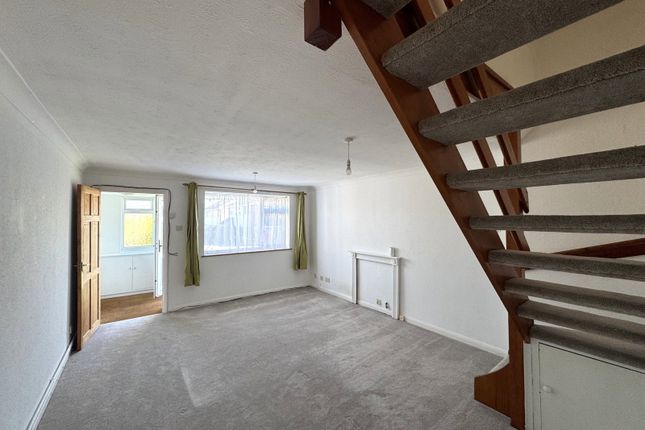 11, Jeffery Close, Tonbridge photo 3