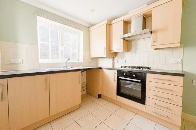 Flat 8, Alpine House, Welton Rise, St Leonards On Sea photo 2
