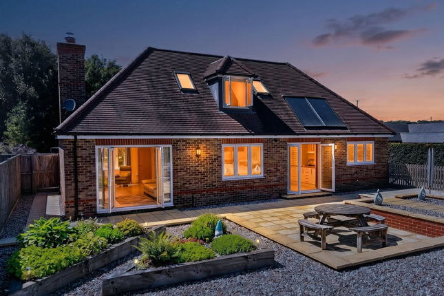 5,Clover Lodge, Arlington Grange, Thatcham photo 4