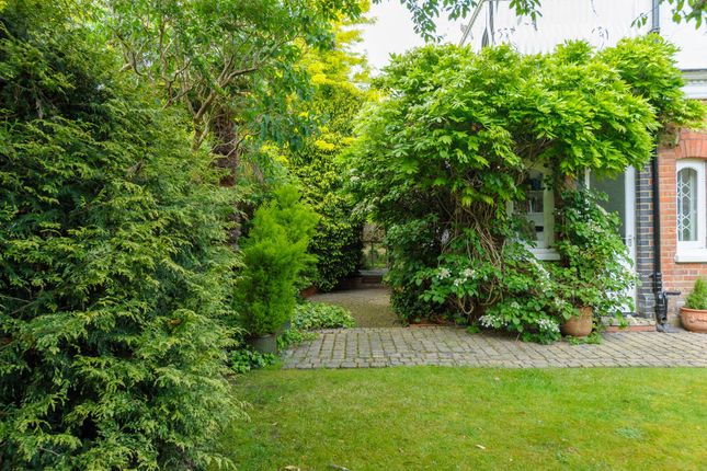 121, East Sheen Avenue, London photo 4