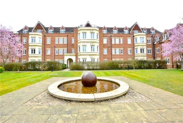 Thumbnail Flat for sale in London Road, Guildford