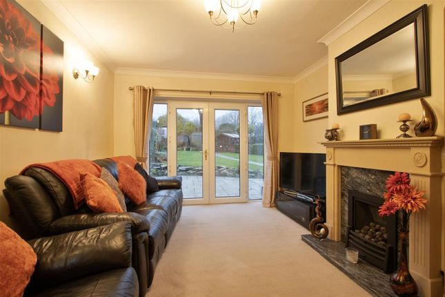 94 Nethermoor Road, Chesterfield photo 4