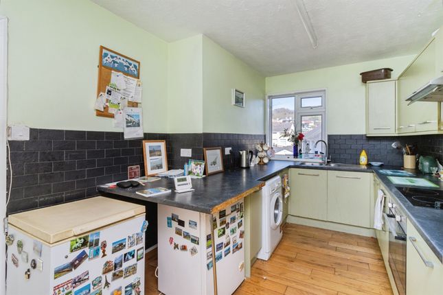 14, Barnhill Road, Newton Abbot photo 3