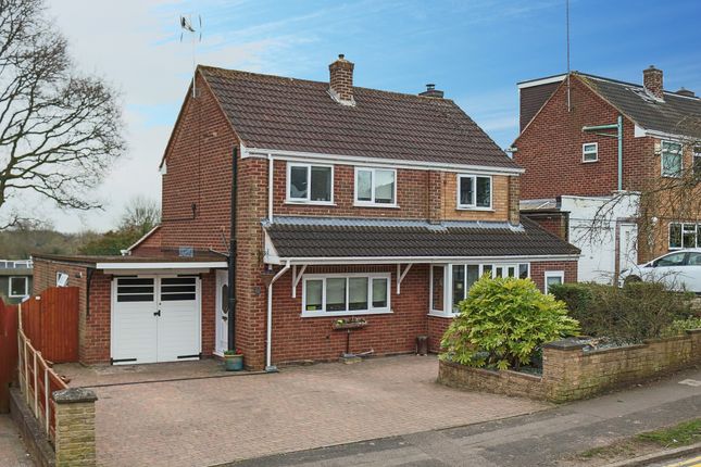 Thumbnail Detached house for sale in Tennyson Road, Headless Cross, Redditch