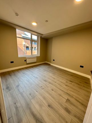Studio to rent in High Street, Leicester