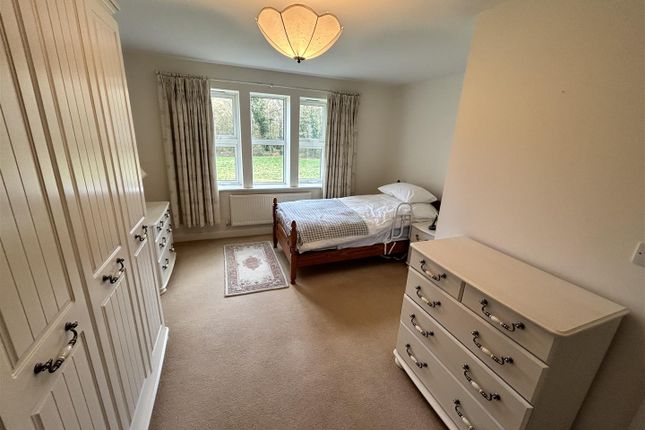 Flat for sale in Woodfield Gardens, Belmont, Hereford