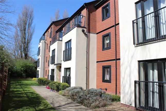 Flat for sale in Deans Gate, Willenhall, West Midlands