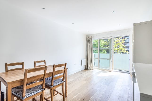 Flat to rent in Tiltman Place, London