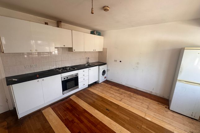 212a, Lady Margaret Road, Southall photo 5