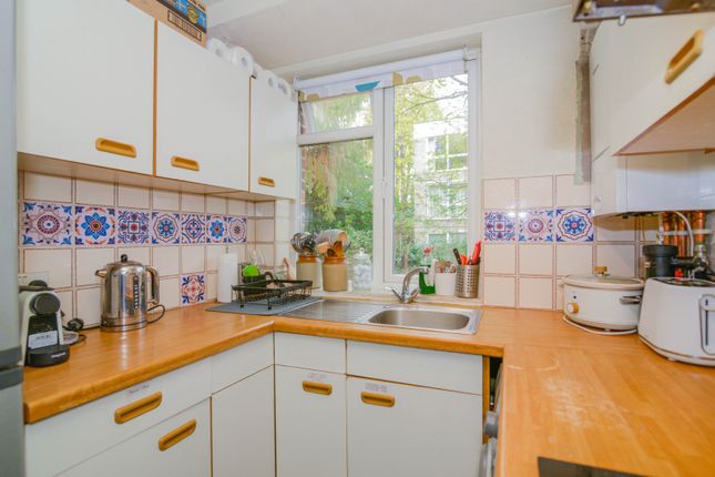 Flat for sale in Broomfield Road, Richmond