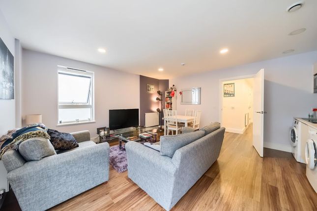 Flat for sale in Market Road, London