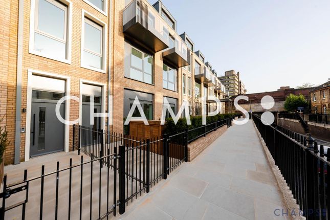 2 Bed Flat At Sovereign Court, Hammersmith, W6 To Sell