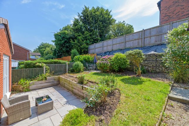 5 Barn Croft, Frodsham photo 4