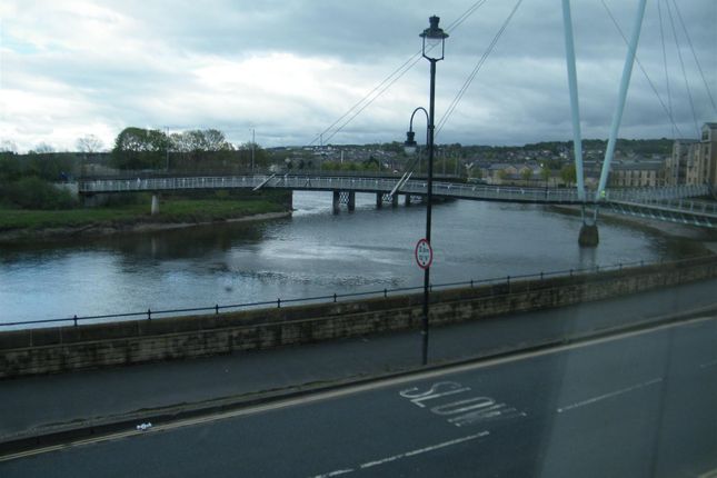 9, Lancaster photo 4