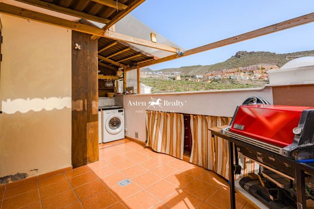 Semi-detached house for sale in El Madroñal, Costa Adeje, Santa Cruz Tenerife