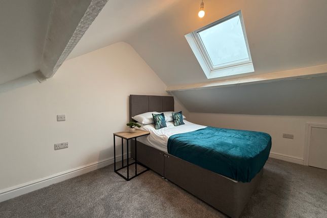 5, Manor Road, Swansea photo 5