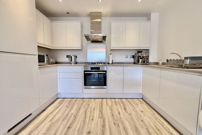 24, Edmunds Vale, Durham photo 4