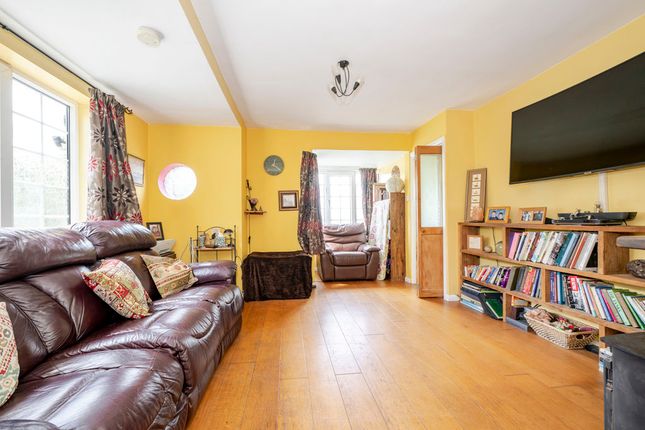 12, Highview Road, Broad Oak photo 4