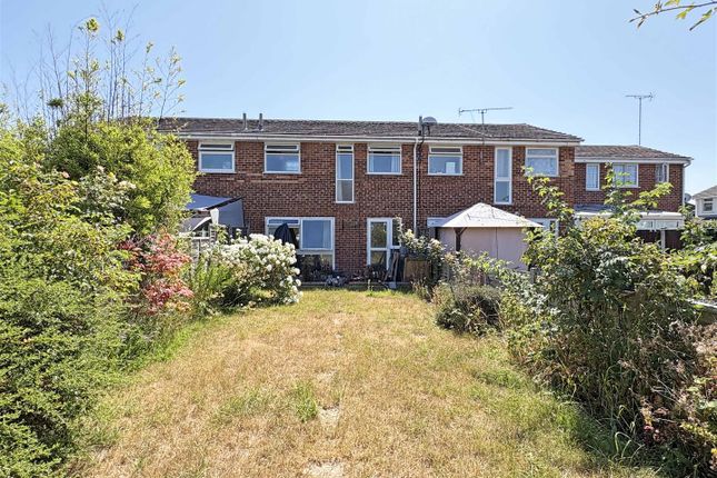 19, Begonia Close, Chelmsford photo 4