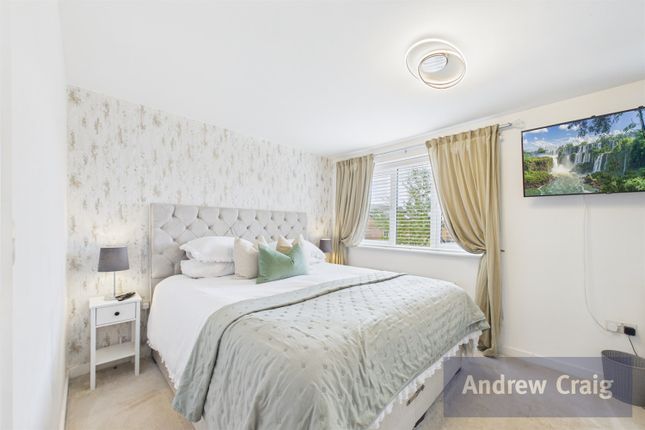 93 Augusta Park Way, Dinnington, Newcastle Upon Tyne photo 4