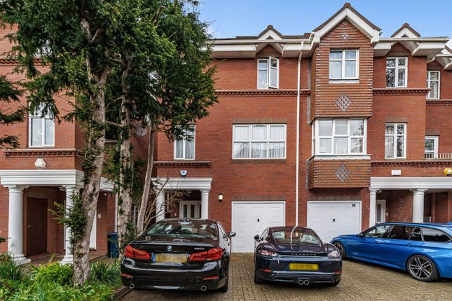 Thumbnail Property to rent in Magnolia Place, Ealing, London