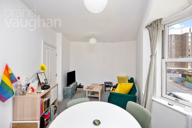 Flat 3, 32, New England Road, Brighton photo 4