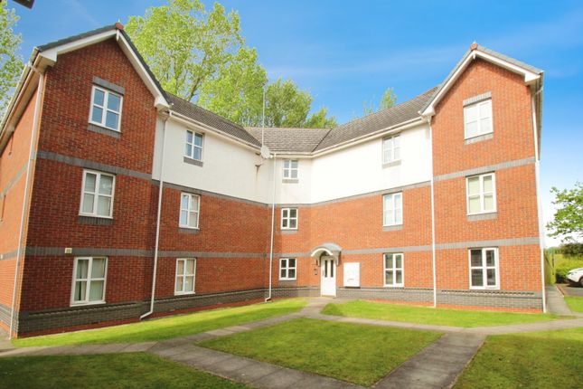 Flat for sale in Cromwell Avenue, Stockport, Greater Manchester