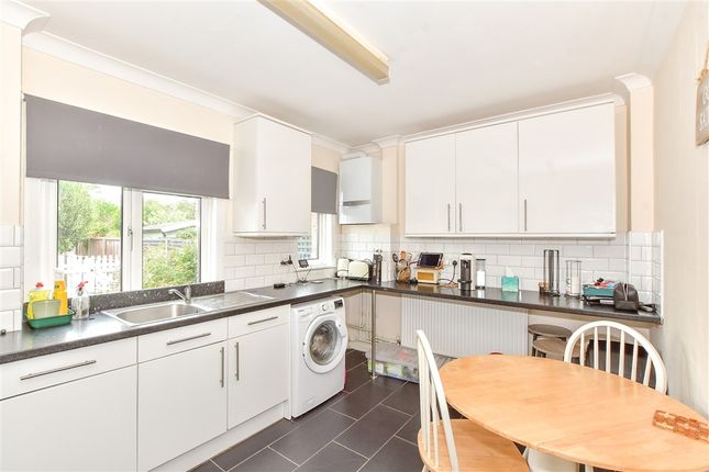 Fitzalan Road, Arundel photo 4