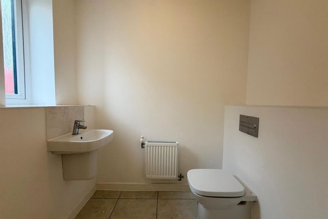Colliford Road, Grays photo 5