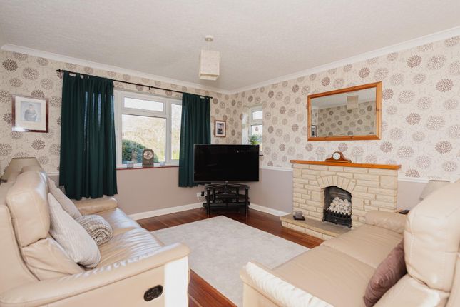 Detached house for sale in Larchwood Close, Banstead