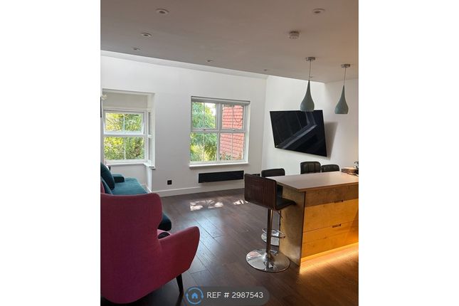 Windmill Rise, Kingston Upon Thames photo 3