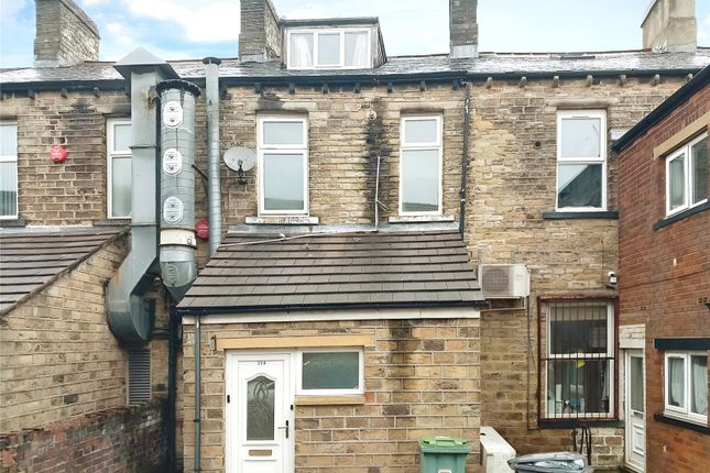 Flat to rent in Westbourne Road, Marsh, Huddersfield
