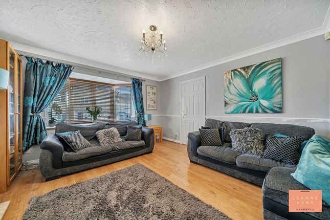 20 Ware Road, Caerphilly photo 2