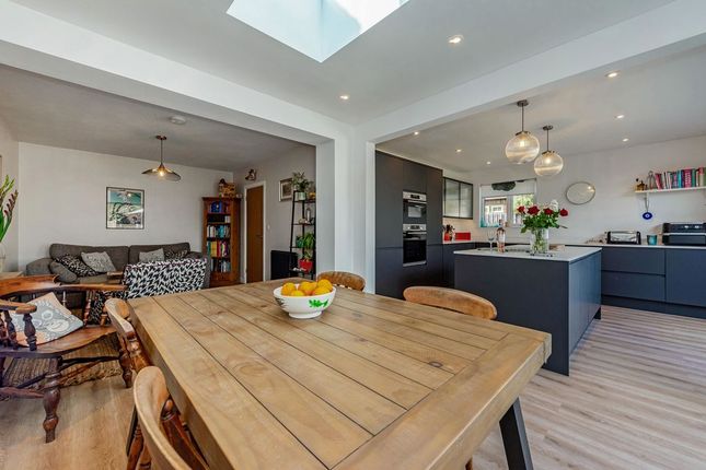 18, Barker Close, Chichester photo 3