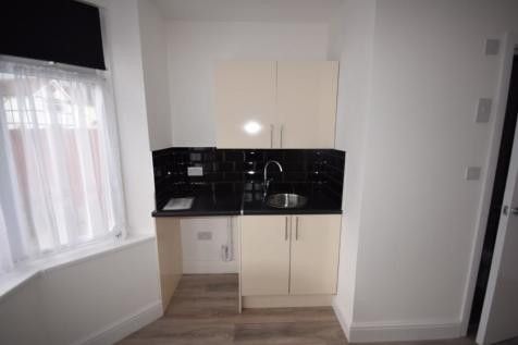 Thumbnail Studio to rent in |Ref: R152964|, Chestnut Road, Southampton