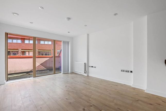 Ossory Road, London photo 3